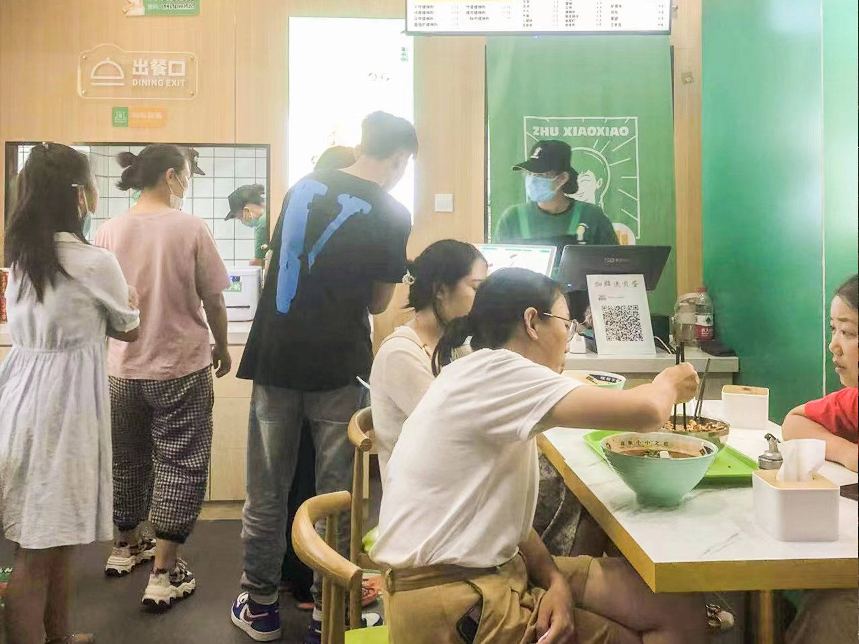 加盟柳州螺螄粉怎么樣？現在加盟晚不晚？