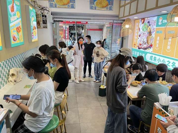 加盟朱小小螺螄粉有什么優勢？加盟條件有哪些？