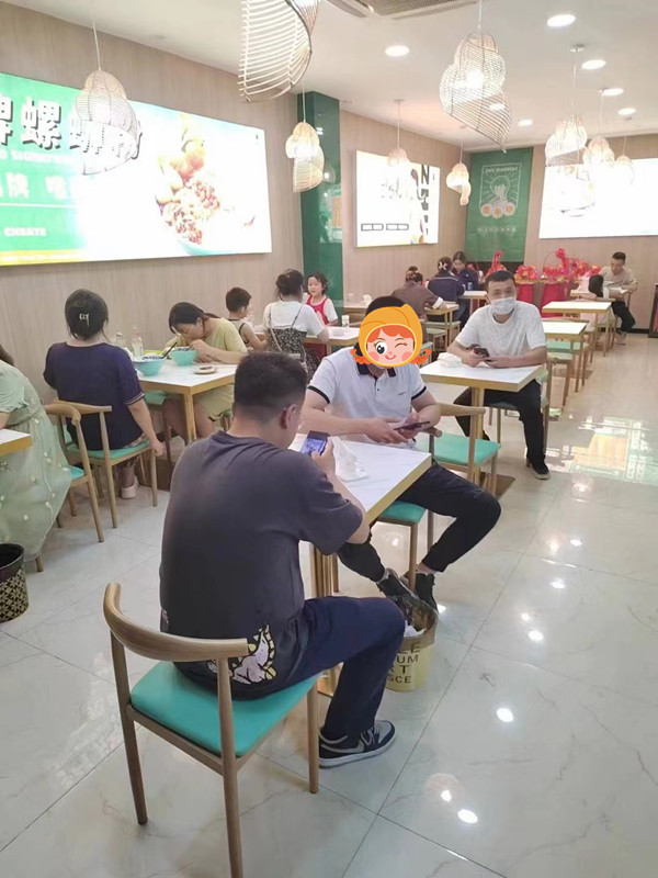 加盟朱小小螺螄粉有哪些費(fèi)用？大概需要多少錢？