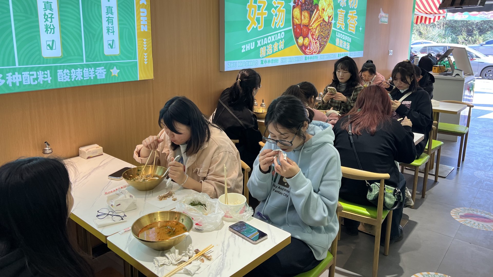 想開螺螄粉加盟店，該如何辨別螺螄粉加盟品牌的好壞呢？