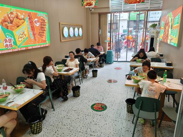 開螺螄粉加盟店需要經驗嗎？螺螄粉加盟之后有哪些扶持？